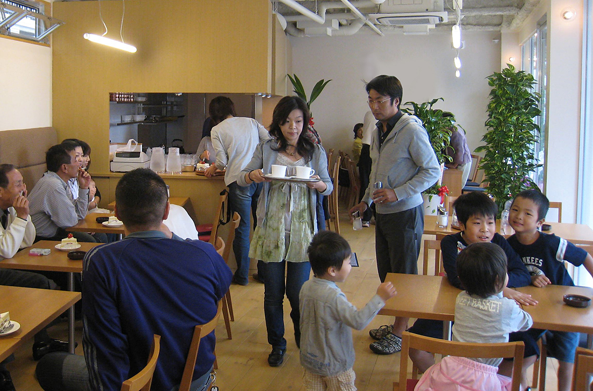 osaka_cafe_building_pic_004