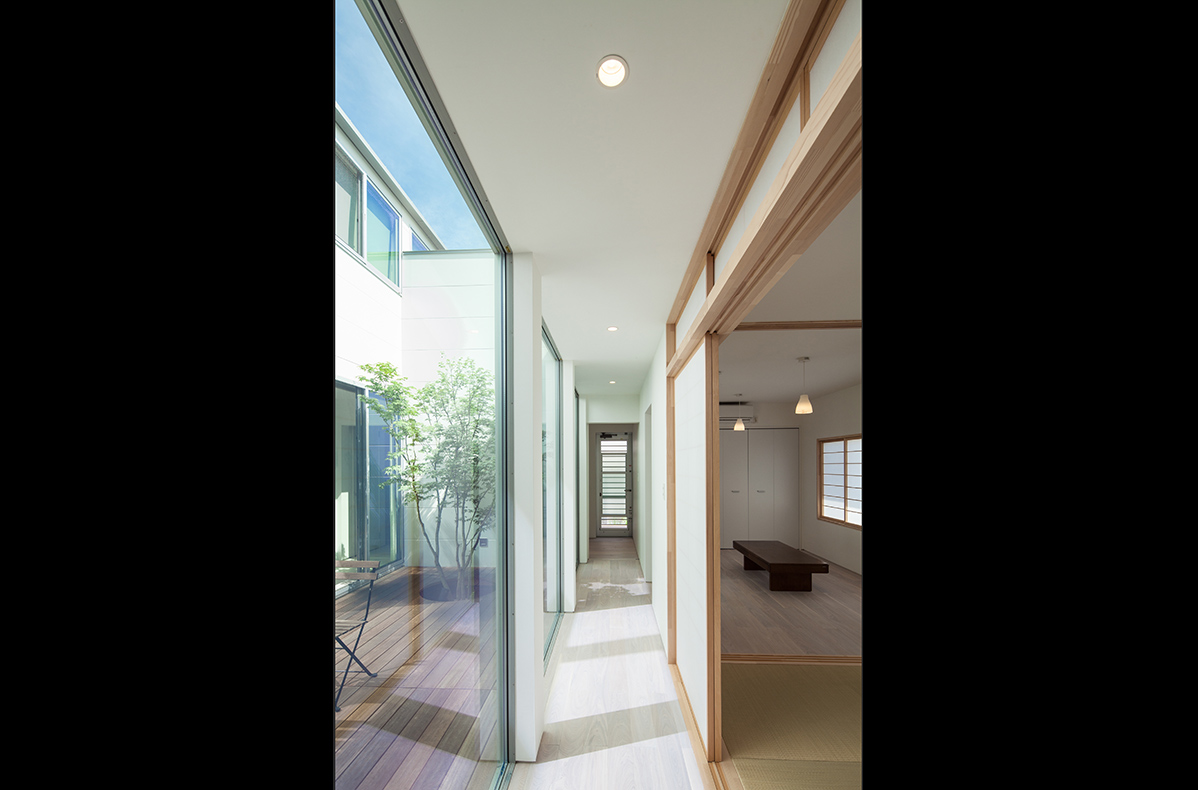 house_courtyard_photo_008