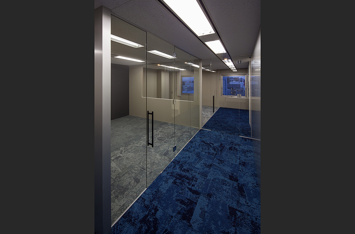 metal_wall_office_design_karasuma_photo_003