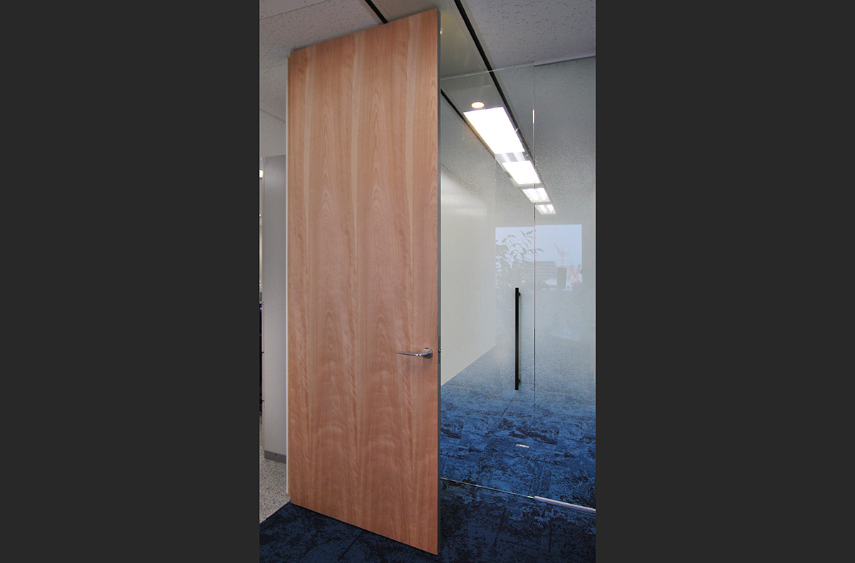 metal_wall_office_design_karasuma_photo_007